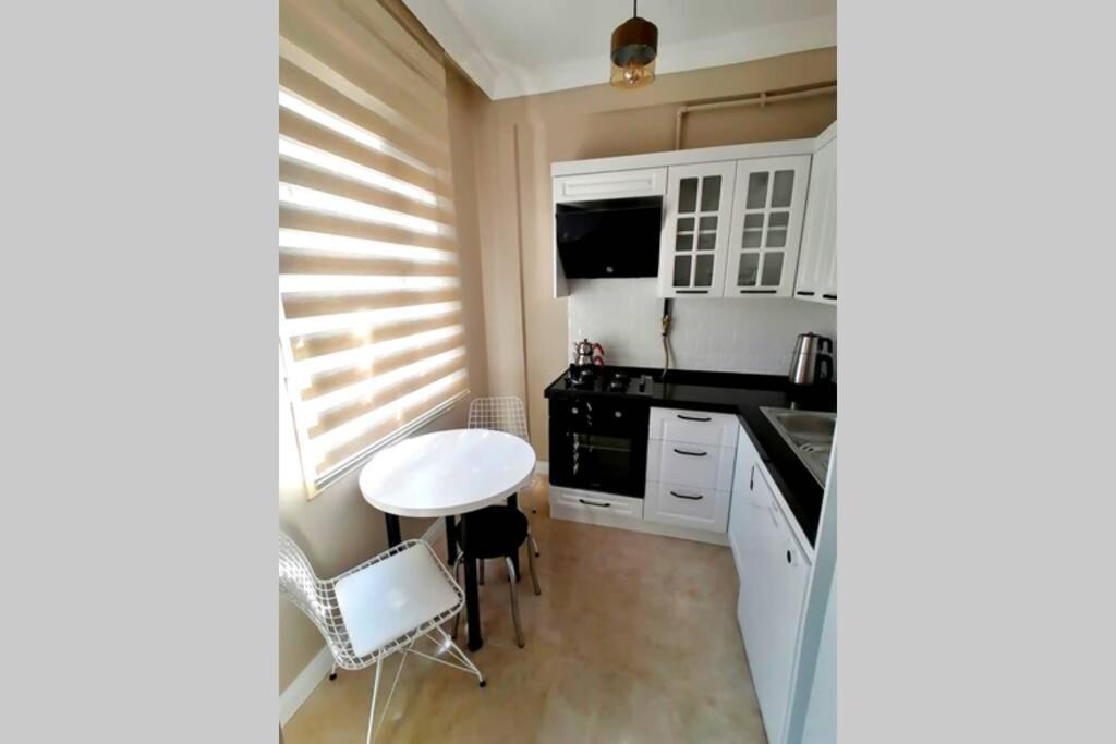 Khalkedon Flat 2 - Kadikoy'Deki Konaklama Adresiniz Estambul Exterior foto
